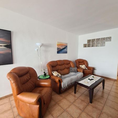 Appartement Famara Vela Extérieur photo